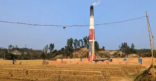 বান্দরবানে পাঁচ ইটভাটা মালিকের বিরুদ্ধে গ্রেপ্তারি পরোয়ানা